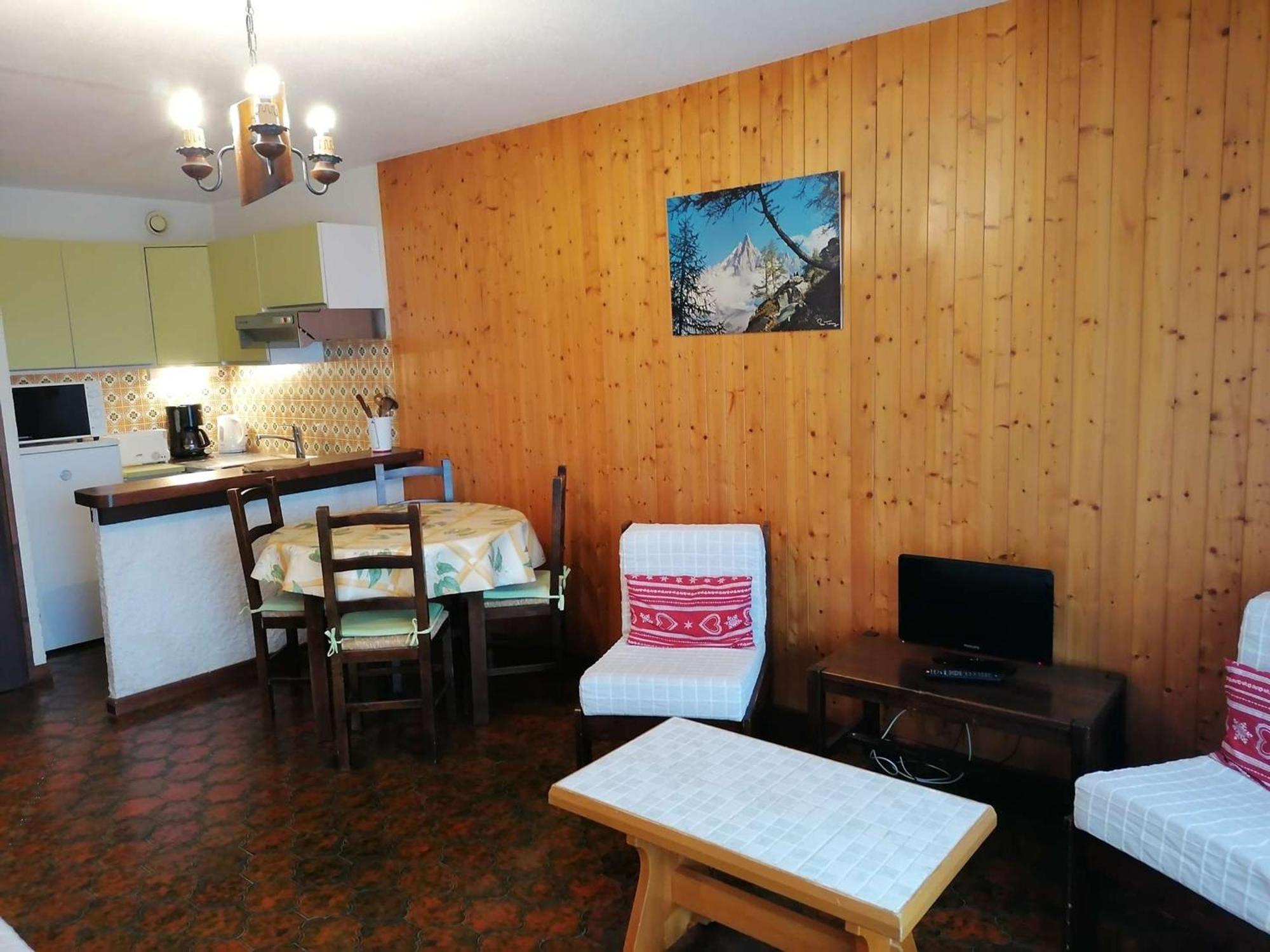 Studio En Rez-De-Jardin Pour 4 Avec Parking Couvert, A 500M De La Telecabine - Le Grand-Bornand - Fr-1-241-80 Exterior foto